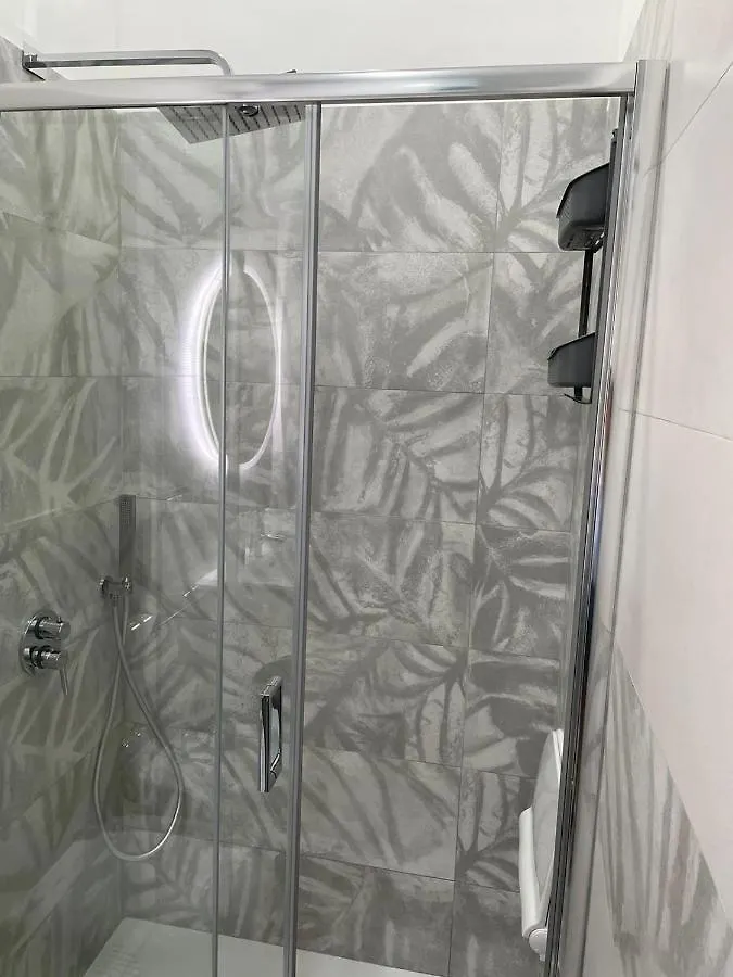 Krizia Home B&B Napoli 0*, Naples Italy